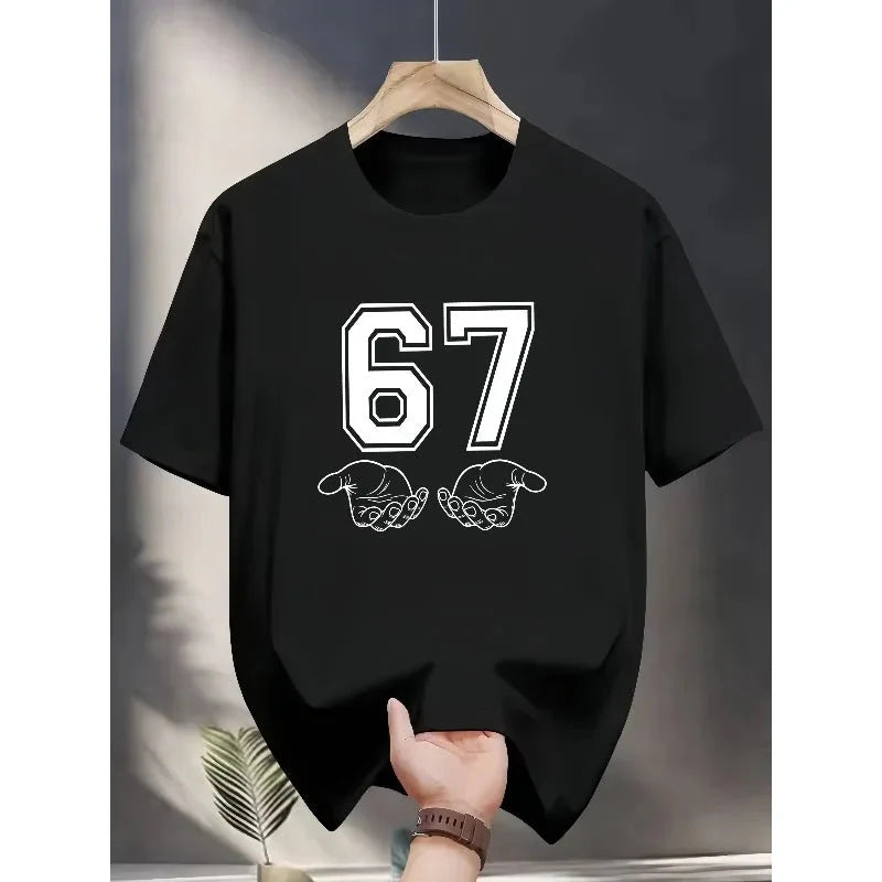 Both men and women have high-quality 67 T-shirts and fashionable 67 T-shirt short-sleeved tops for men and women