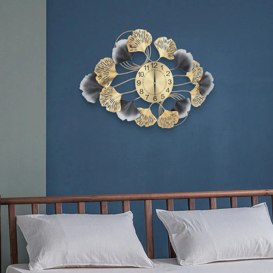 Background Art Display Design Round Gold Clock 8"