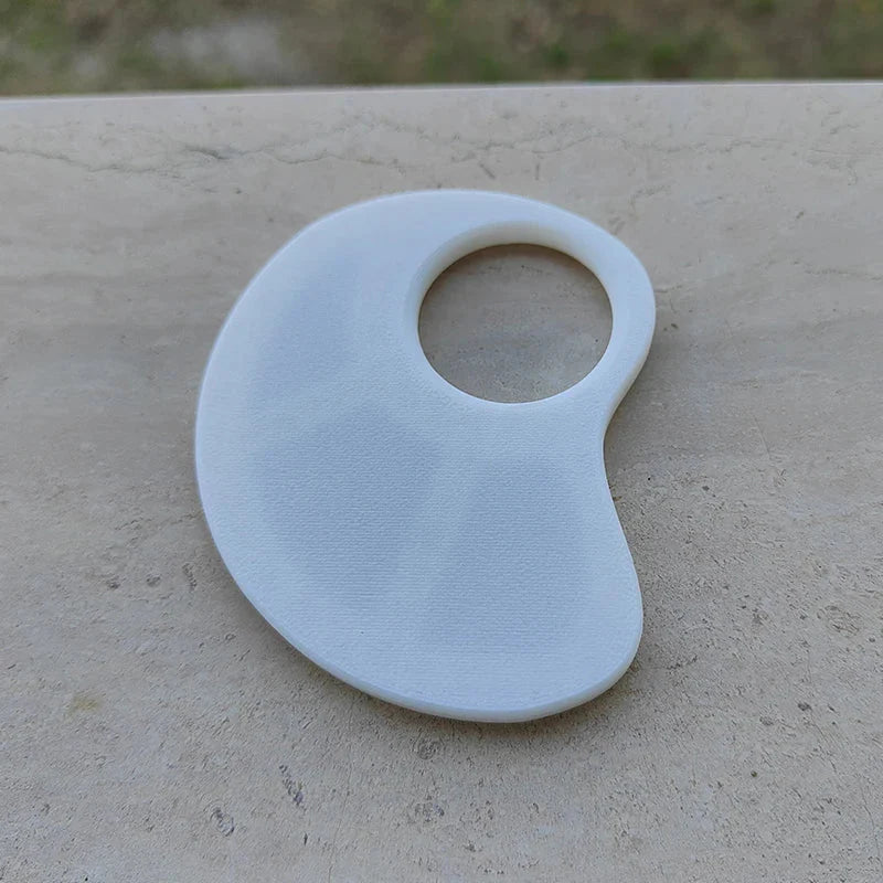 Ergonomic Thumb Palette Petite Paint Palette Smooth Surface for Artists Outdoor Painting Home Crafts School Art Classes