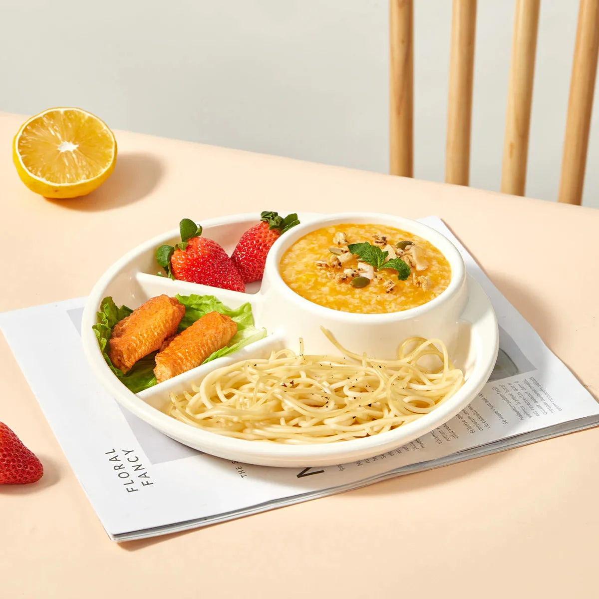 Reusable Round Plastic Divided Dinner Plate With Fork Spoon Salad Plate Dishes Student Kid Food Plate Dishwasher&Microwave Safe