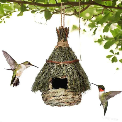 Unique Birdhouse Comfortable Birdhouse Hand-woven Natural Grass Hummingbird House For Garden Outdoor Decoration Window Hideaway