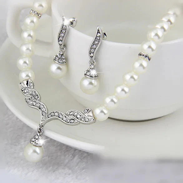 Women's 2 Piece Jewelry Sets One Gold Color Necklace + 1 Pair Earrings Wedding Bridal Pearl Elegant Decoration Pendientes Gifts