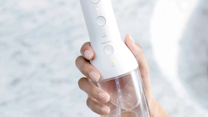 Philips Sonicare 2000 series tooth flosser HX3826, 250 ml water container, USB-C cable, 3 strengths, 360° rotation