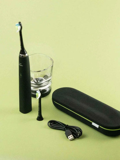 Philips Sonicare DiamondClean Electric toothbrush HX9352,Original kit.