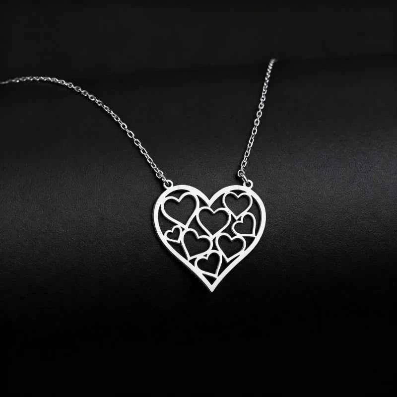 Inside Heart Pendant Necklace Fashion Chain Necklace Popular Women Charm Hollow Heart Clavicle Collar Jewelry Party Girl Gift