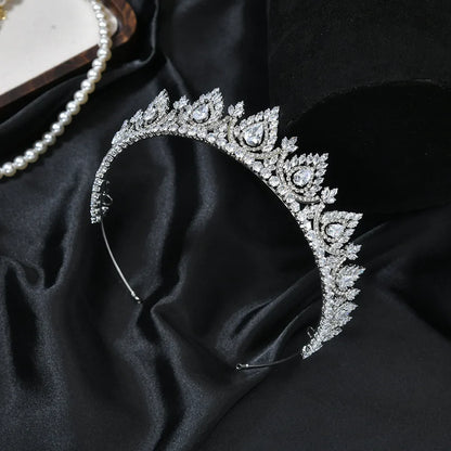 Moonseyon Vintage Crystal Bridal Tiara - High-Grade Cubic Zirconia Wedding Headpiece for Brides & Pageants