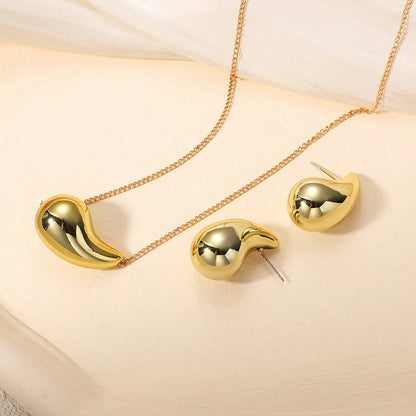 2-Piece Elegant Stylish Gold Drop Jewelry Set With High-End Earrings And Necklace Combination Suitable For Woman Daily Wear