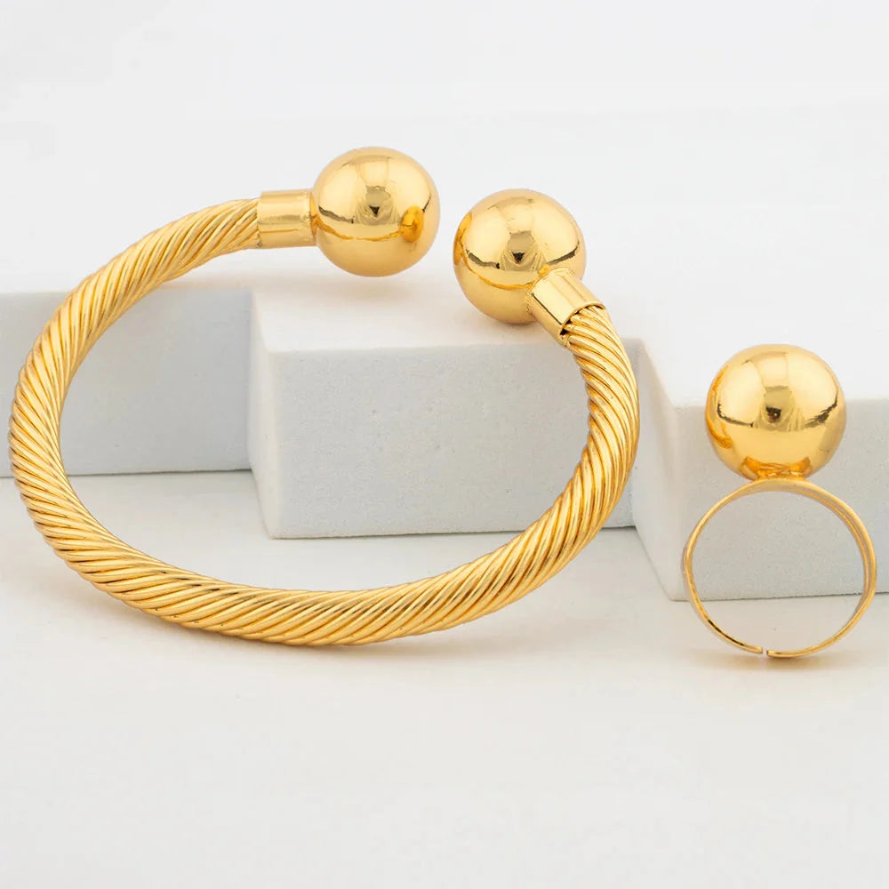 Exquisite Fashion Jewelry Set for Women Arab Gold Color Luxury Necklace Earrings Bangle Ring Set Weddings Dubai Party Daily Wear
