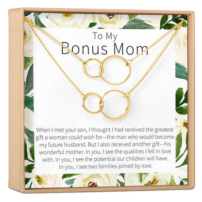 Bonus Mom Double Circles Necklace Set
