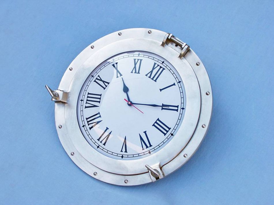 Brushed Nickel Deluxe Class Porthole Clock 17""