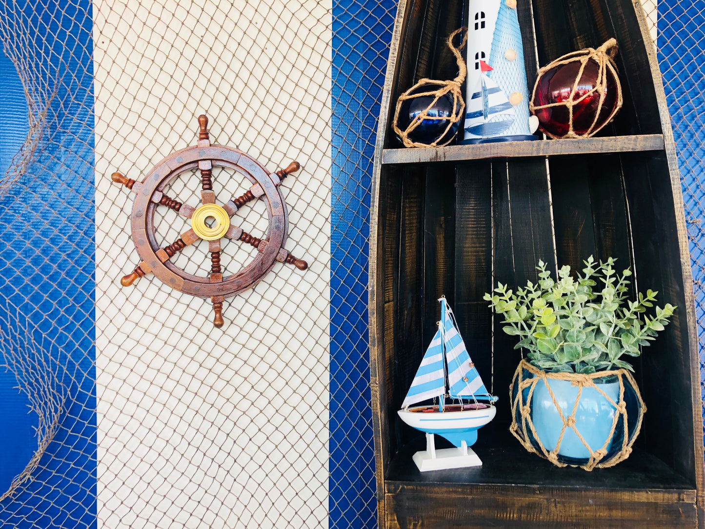Deluxe Class Wood and Brass Decorative Ship Wheel 12""