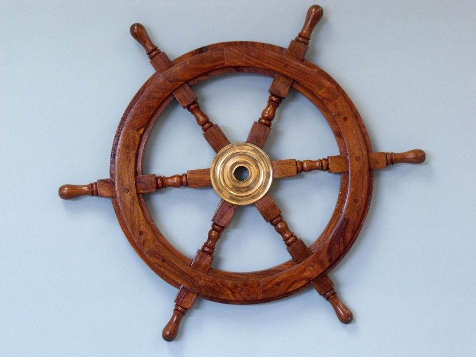 Deluxe Class Wood and Brass Decorative Ship Wheel 18""