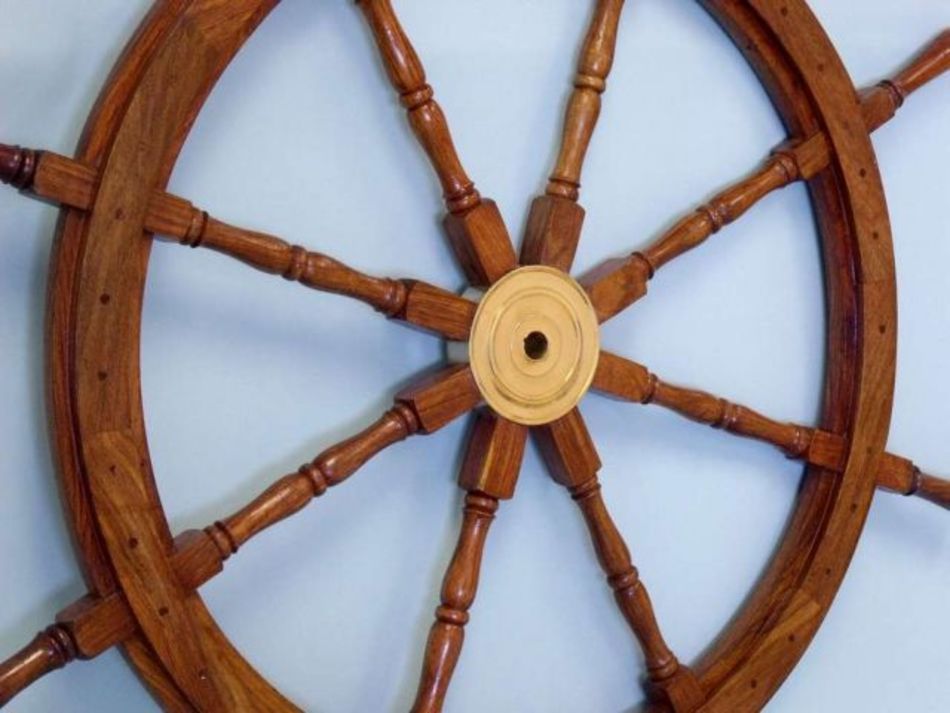 Deluxe Class Wood and Brass Decorative Ship Wheel 48""