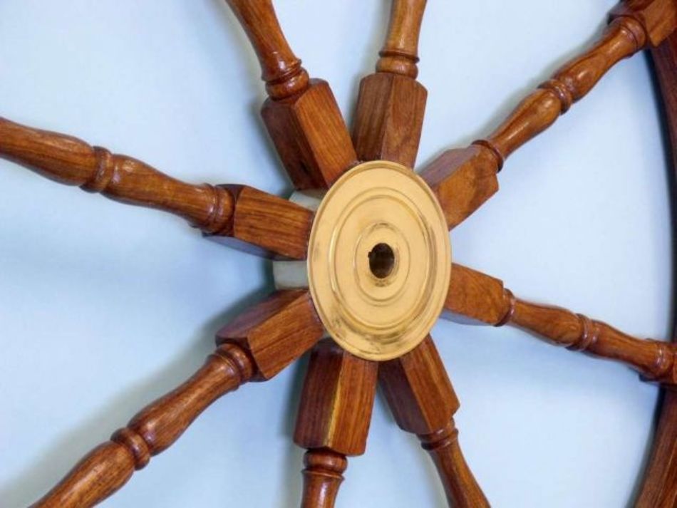 Deluxe Class Wood and Brass Decorative Ship Wheel 36""
