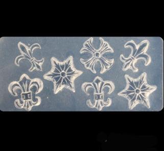Fleur de Lis Mini Mold