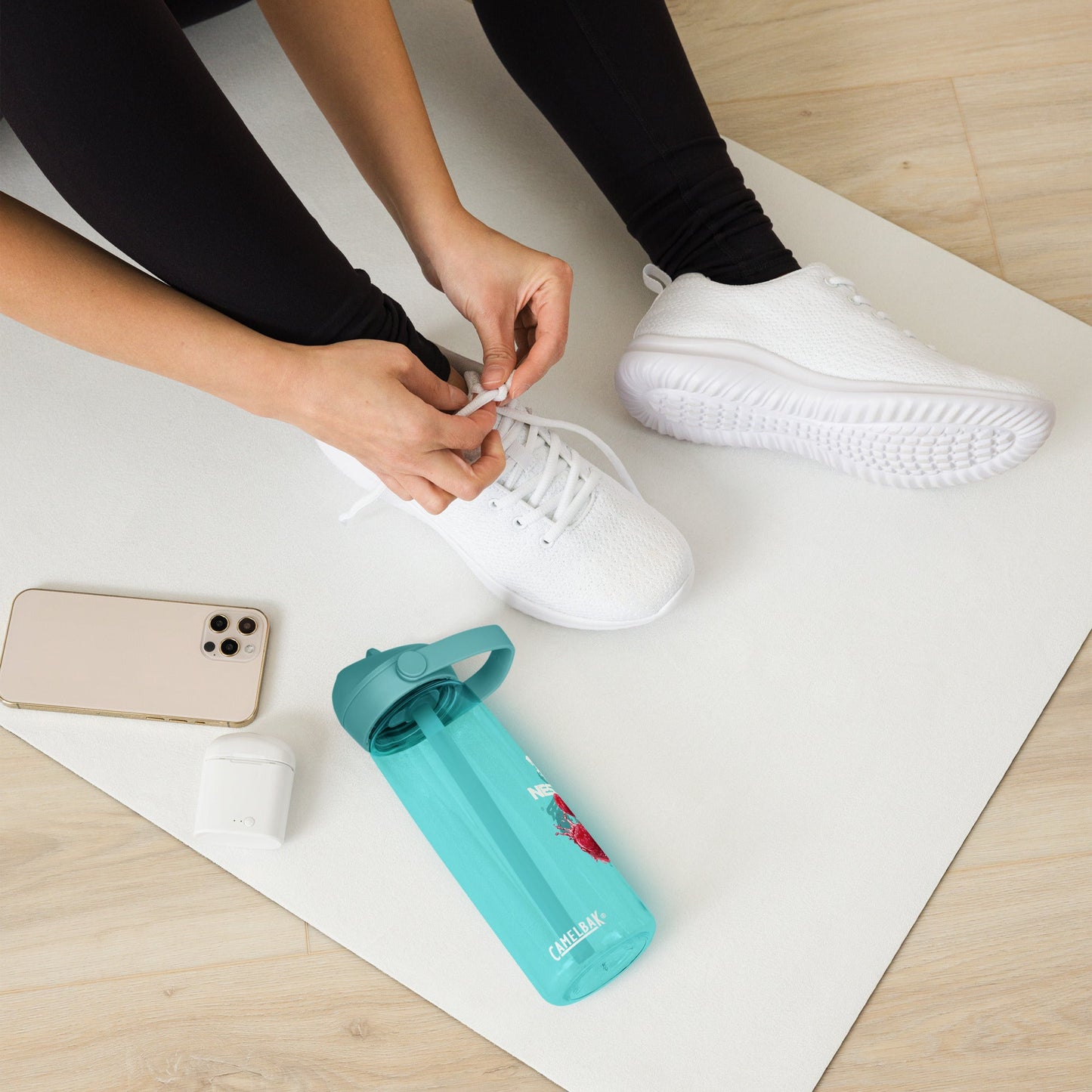 Flip straw water bottle