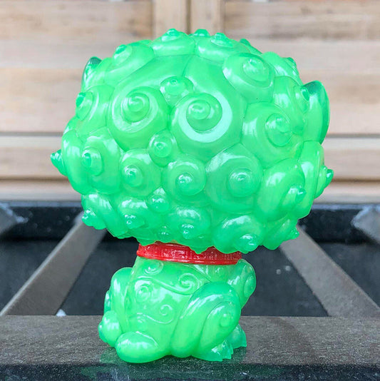 Shi-Shi the Tiny Guardian 4-inch Sofubi Vinyl Figure - Jade Edition