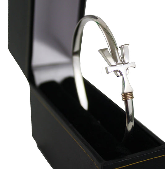 Vermont  Hook Bracelet Silver - 4mm Band - 8 Inch