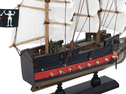 Wooden Blackbeards Queen Annes Revenge White Sails Limited Model Pirate Ship 12""
