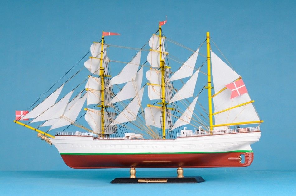 Danmark Limited Tall Model Ship 21""