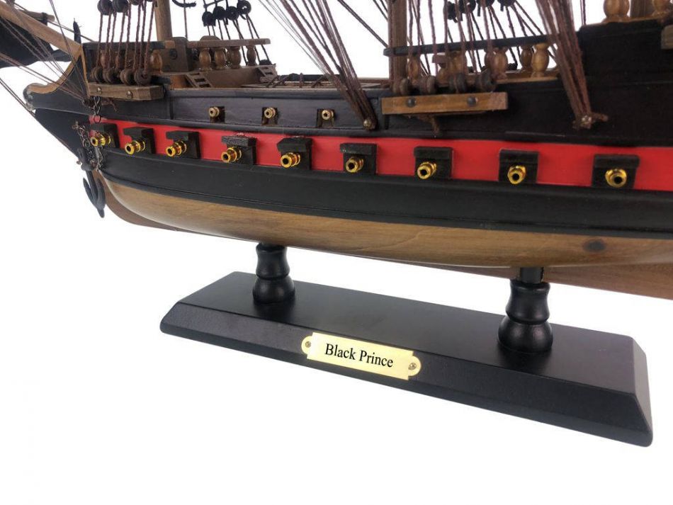 Wooden Ben Franklin's Black Prince Black Sails Limited Model Pirate Ship 26""